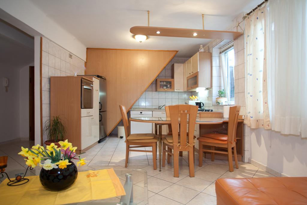 Centar Palace Apartment Split Exterior photo